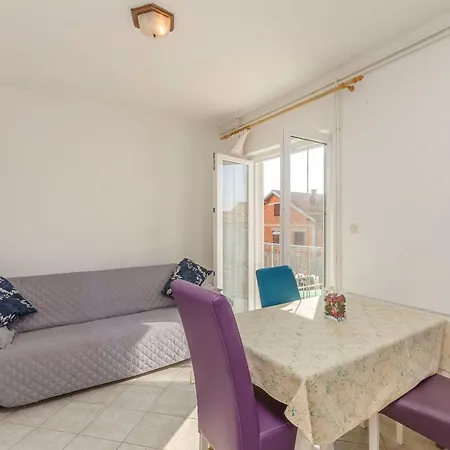 Apartment Jopa Vodice