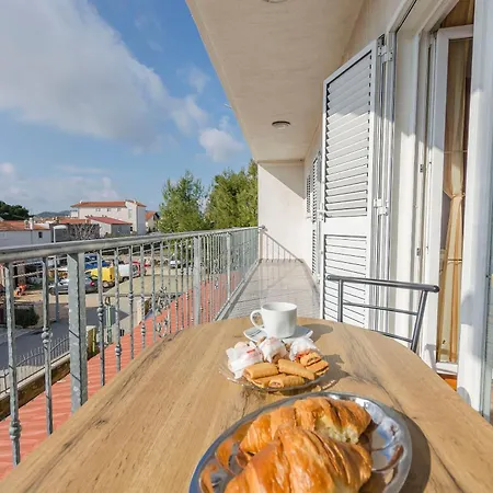 Jopa Apartment *